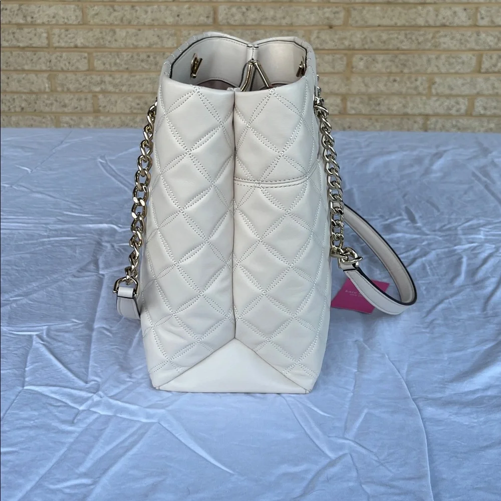 ♠️ Kate Spade Cream Quilted Tote and Wallet Set ♠️ - Picture 3 of 13